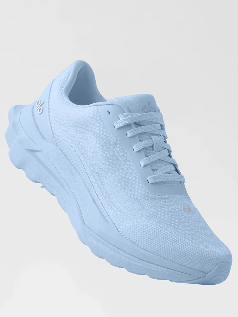 ALO yoga - Runner sneaker in Seashell Blue size 9.5W /Sold out color